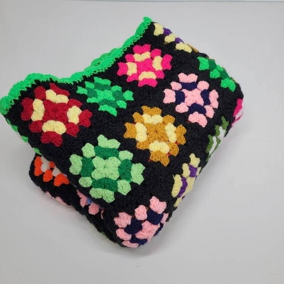 Vintage Handmade Crochet Granny Square Afghan Throw Blanket 50by39 - Picture 9 of 12